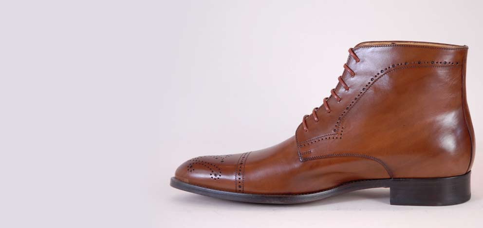 Atelier de réparation artisanale de chaussures en cuir